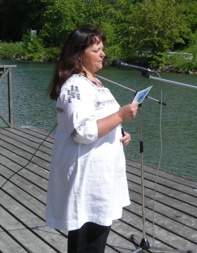 lotta gemfors.jpg (54769 bytes)